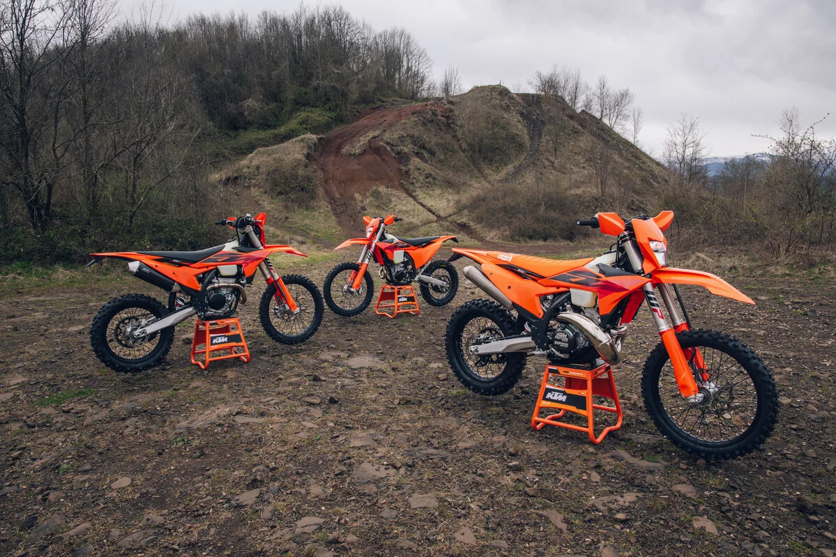 2027 KTM Enduro yan profil